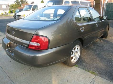 Next up is the sporty altima sr at $25,100, which nissan predicts will be the most popular trim. Buy used 2001 Nissan Altima GXE Limited Edition 4-Door 2 ...