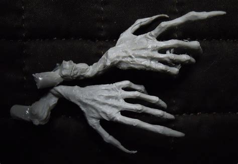 Pin By Gary Land On Unexplained Series Monster Hands Creepy Hand