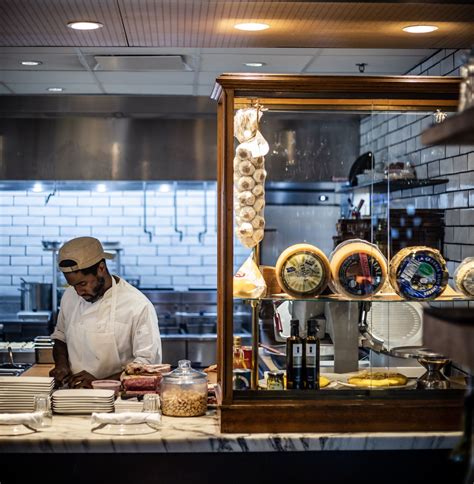 Barcelona Wine Bar RiNo (photography: Tom McGovern) | Barcelona wine