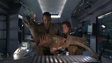 The Lost World Jurassic Park 1997 Jeff Goldblum Julianne Moore