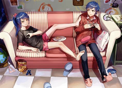 Barefoot Blue Hair Couch Eb Ebkim00 Food Game Console Hoodie Male Original Ponytail Shorts