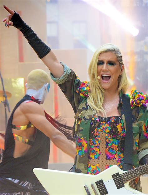 Kesha Announced As Pittsburghs 2016 Pride Headliner But Roots Pride