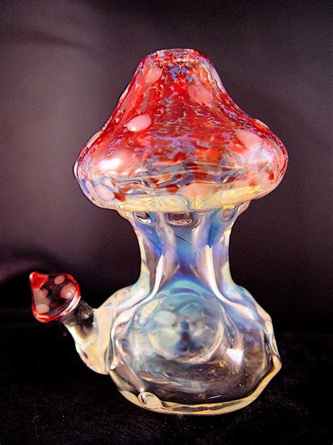 Red Mushroom Color Changer Glass Pipe