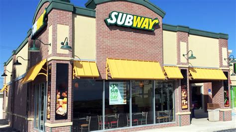 Subway Restaurant Thief Made Off With Cookie After Demanding Money From