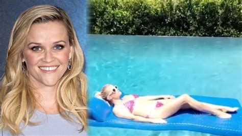 Reese Witherspoon Confirms Legally Blonde With Pink Bikini Video Youtube