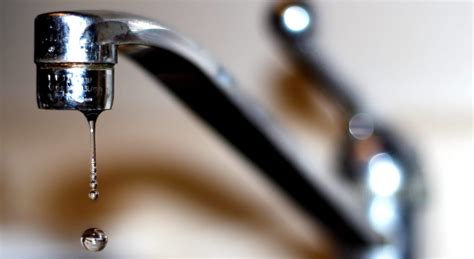 How To Fix A Dripping Bathroom Faucet Plumbing Solutions Bath Tricks