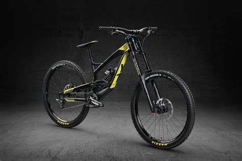 Downhill Mtbs The Best 6 To Buy For 2018 Under 2500