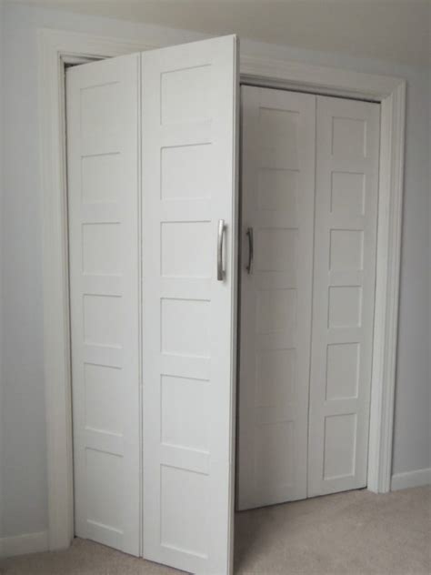 There is a little bit of a trick to taking them out, with a little help, it only takes a couple of minutes. Remodelaholic | 40+ Ways to Update Flat Doors and Bifold Doors