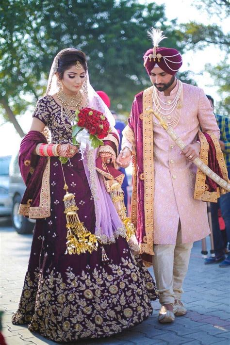 Pin By Jafar Khan On Jafar Indian Bridal Outfits Indian Wedding Dress Punjabi Wedding Couple