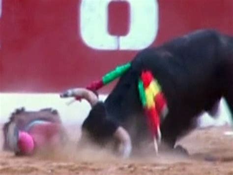 Peruvian Bullfighter Nearly Killed In Ring Video On