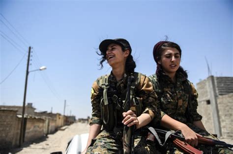 ‘the Daughters Of Kobani Chronicles The Female Kurdish Ypj Fighters Who Fought Against Isis