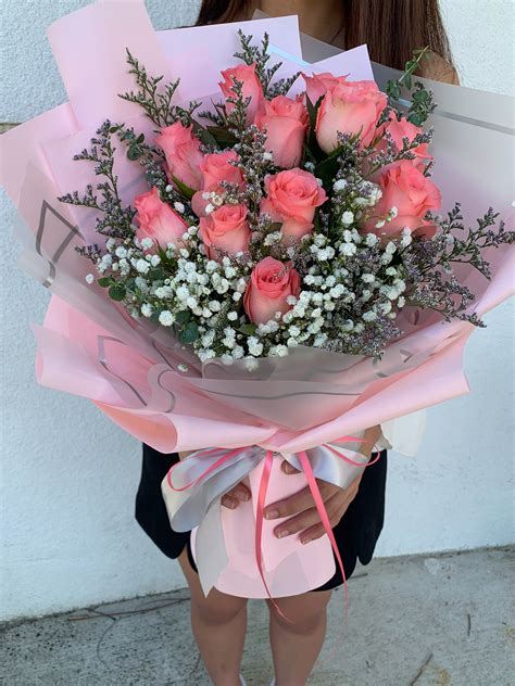 12 Fresh Pink Roses Bouquet I Do Flowers And Ts
