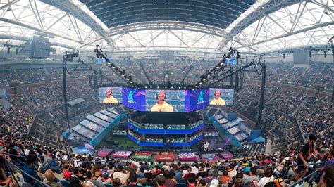 The best gamers from around the world will be competing for a full $30 million prize pool, after already earning part of a check out the live streams on youtube , twitch , mixer , and fortnite.com. Fortnite World Cup: K1ng perdería 35% de su premio