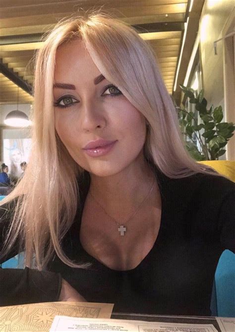 Beautiful Nataly 46 Yo From Kiev With Blonde Hair Id 920019