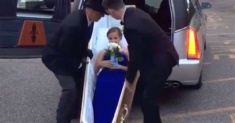 New Jersey Teen Megan Flaherty Arrived To Prom In A Coffin