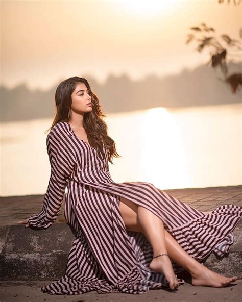 pooja hegde stuns fans with subtle yet chic looks check out diva s bold sexy pics news18