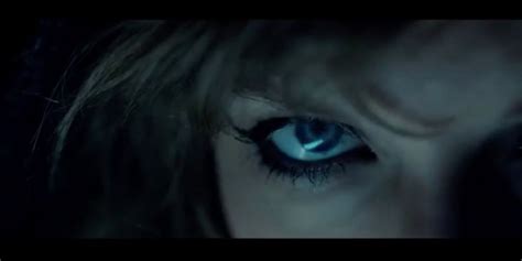 Taylor Swift Appears To Go Nude In New Sci Fi Music Video