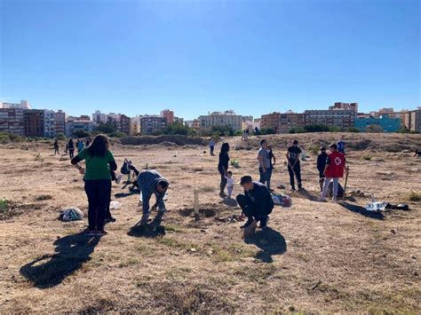 Exitosa Jornada De Limpieza Y Naturalizaci N Bosque Urbano M Laga