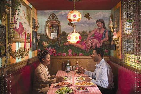 From traditional trattorias with red and white tablecloths and spaghetti and meatballs with carafes of wine to salivating takes on veal. Pin on Restaurants à Las Vegas