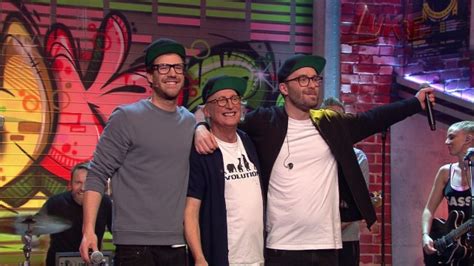 Luke mockridge freundin schnappschuss auge berühmtheiten jungen instagram. LUKE! Die Woche und ich - Ganze Folgen hier kostenlos im ...