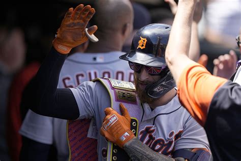 Detroit At San Francisco Tigers End Road Trip With Win Over Giants