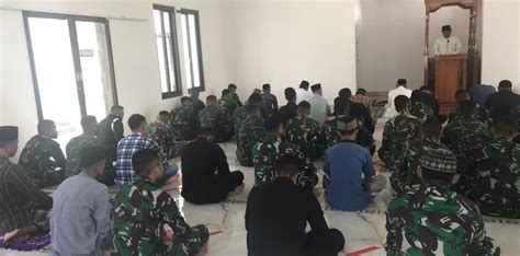 Perbuatan atau pekerjaan yang jika ditinggalkan maka akan menimbulkan bencana yang sangat besar yaitu shalat. Batalyon B Pelopor Brimob Sultra dan Kodim 1413 Buton ...