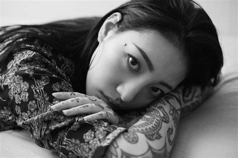 Inside The Illegal Subculture Of Female Korean Tattoo Artists Vice