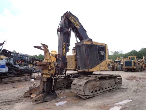 USED TIGERCAT TRACKED FELLER BUNCH FOR SALE
