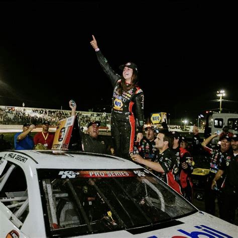 Hailie Deegan Becomes First Woman To Win Nascar Kandn West Series Race