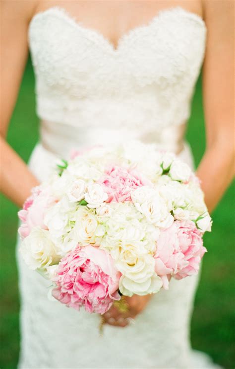 Peony And Rose Bouquet Elizabeth Anne Designs The Wedding Blog