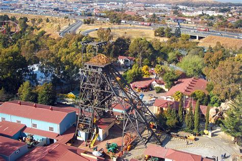 Gold Reef City Theme Park Robertsham Inligting Za