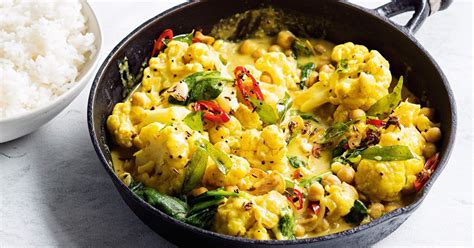 Cauliflower Chickpea And Coconut Curry
