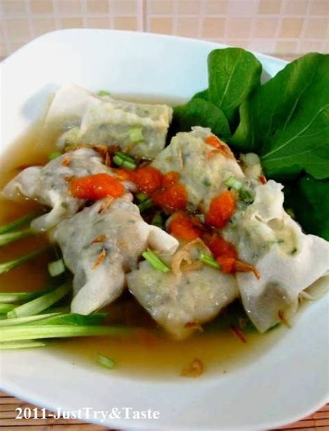 Rebus pangsit hingga matang dan mengapung. Resep Pangsit Kuah Isi Daging Ayam & Sayuran | Just Try & Taste