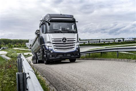Daimler Trucks Startet Intensive Tests Seines Brennstoffzellen