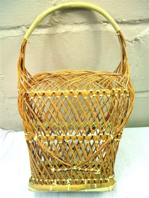 Vintage 1960s Wicker Basket By Cherryberryvintage On Etsy
