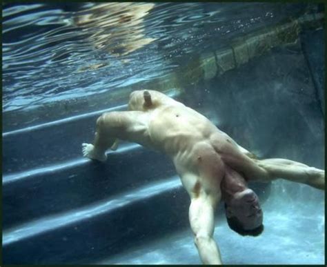 Guys Swimming Naked Underwater Cumception
