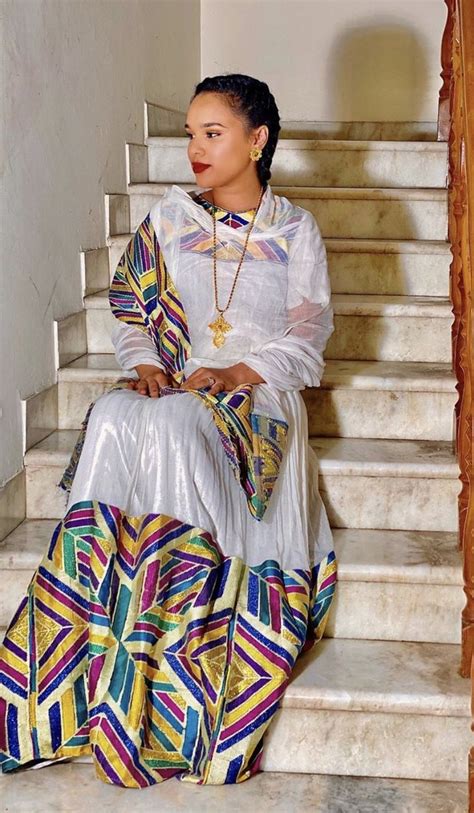 Pin By Kristen Weaver On Art Ethiopian Traditional Dress Ethiopian