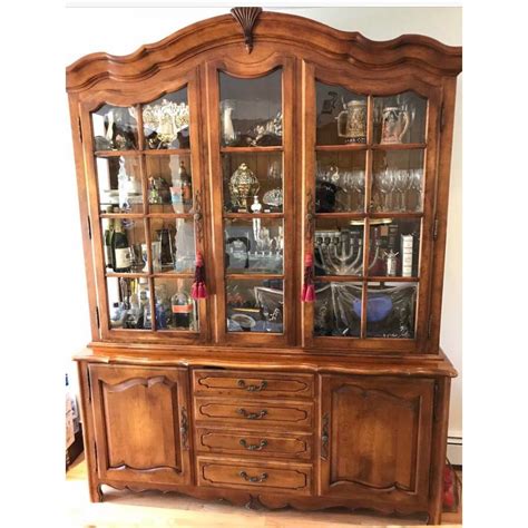 French Country Ethan Allen Country French 2 Pc Lighted China Cabinet
