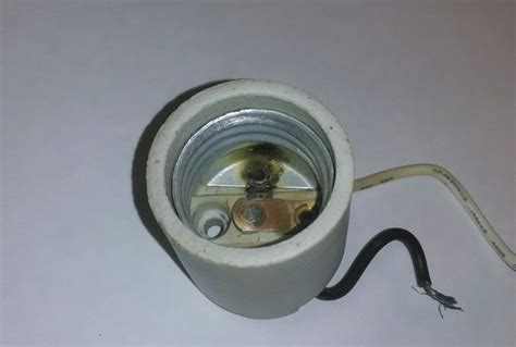 All you wanted to know about Ceiling fan socket | Warisan Lighting