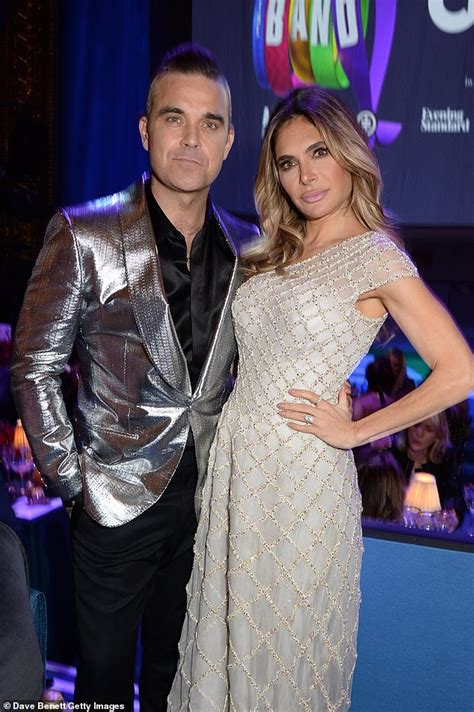 Ayda Field Posts A Very Cheeky Snap Of Husband Robbie Williams Posing Nude Daily Mail Online