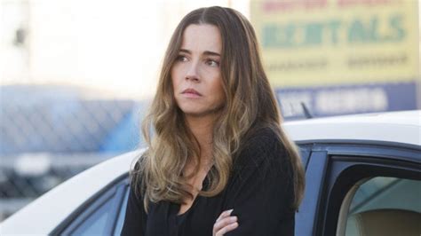 Linda Cardellini Movies 10 Best Films And Tv Shows The Cinemaholic