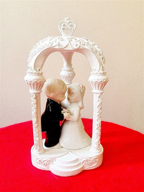 Wedding Cake Topper Bride And Groom Figurine Etsy Wedding Cake