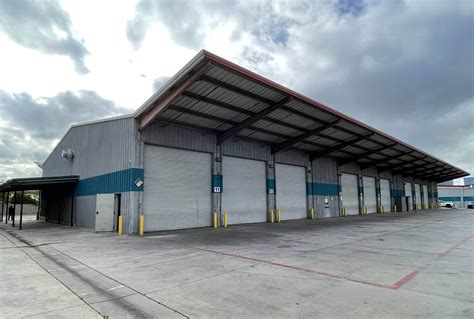 Semi Truck Repair Shops Near You - 8 Betts TPS Locations