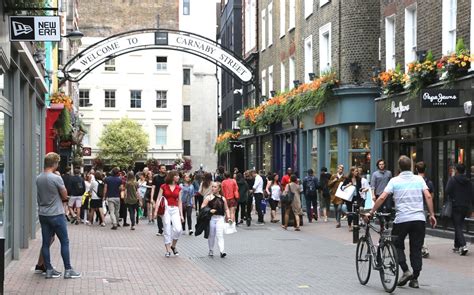 5 Incontournables Du Quartier De Soho à Londres Explore Par Expedia
