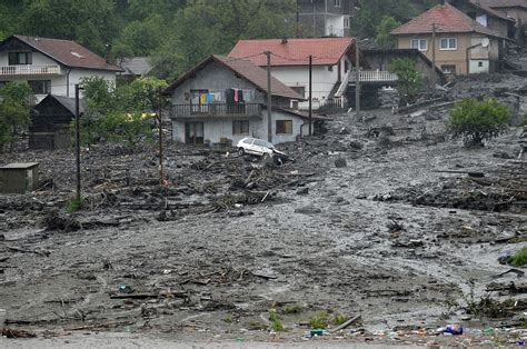 Serbia Bosnia Herzegovina Slammed By Worst Flooding In Over A Century