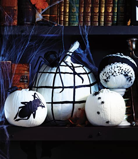 Pumpkin Decorating Ideas For A Spooky Halloween Chatelaine