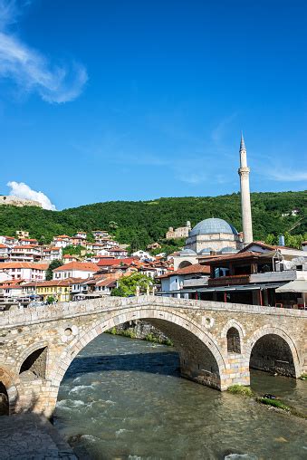 Alte Steinbrücke In Prizren Kosovo Stockfoto Und Mehr Bilder Von Kosovo