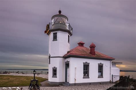 Image Of Alki Point Lighthouse 39206