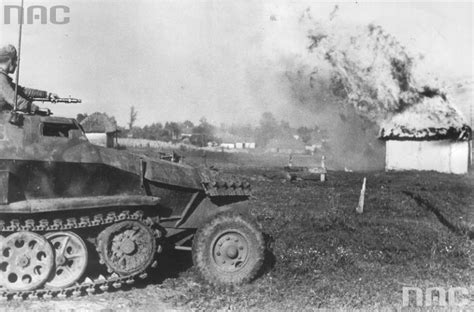 독일군의 소련 농가 방화 Ww2 German Army Soldiers Soviet Farm Arson