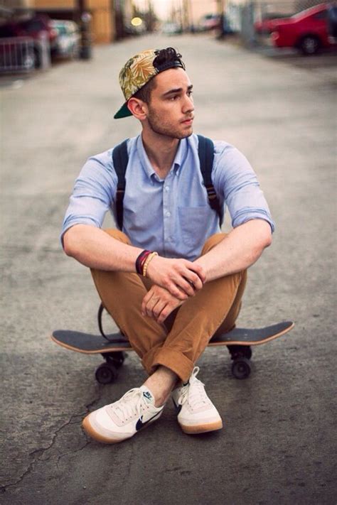 25 Most Trendy Hipster Style Outfits for Guys This Season - Mens Craze